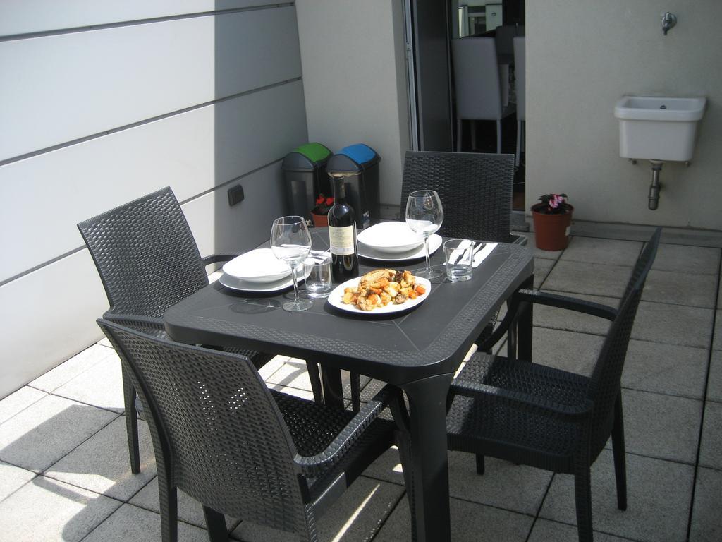 New Luxury Attic Santa Giulia Expo Apartment Mailand